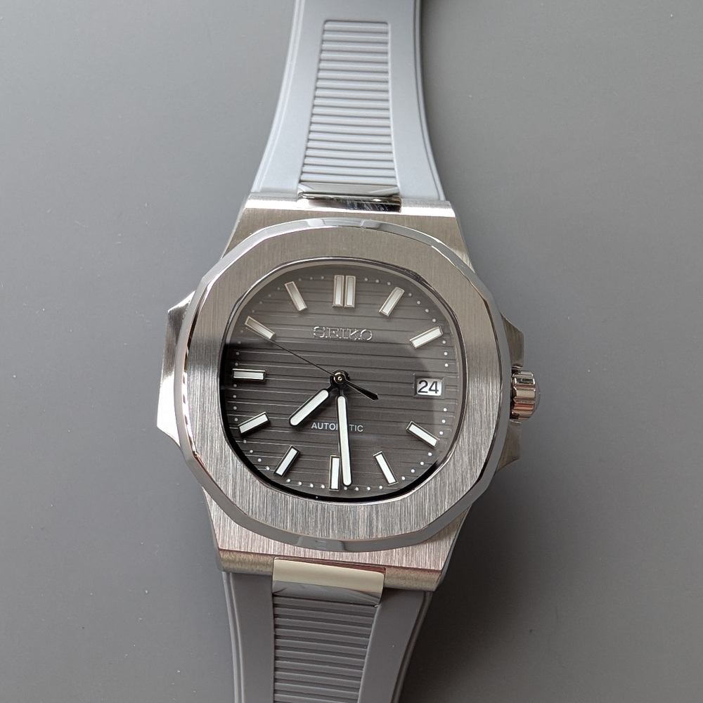 Seiko Custom Nautilus NH35 Automatic Watch